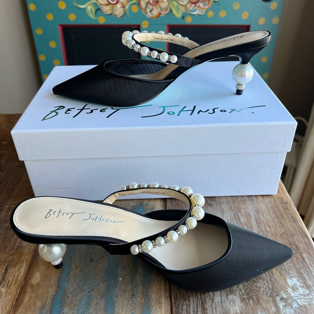 Betsey Johnson Black Pearl-Embellished Women's Shoes